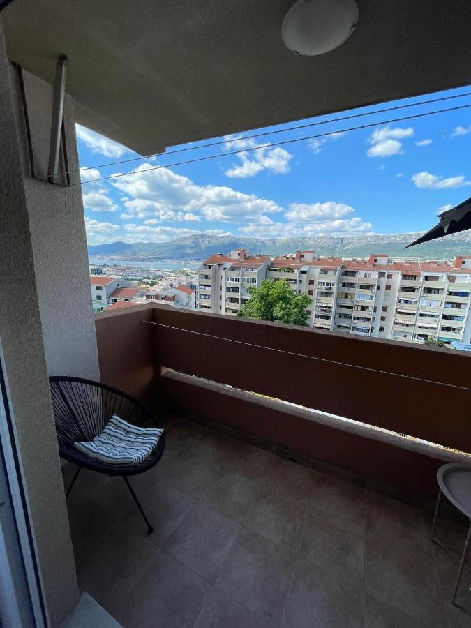 Antonella Apartment Split Exterior photo